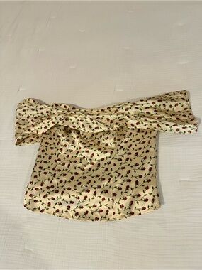 Reformation Off-Shoulder Floral Satin Crop Top in Cream with Red Rose Print
